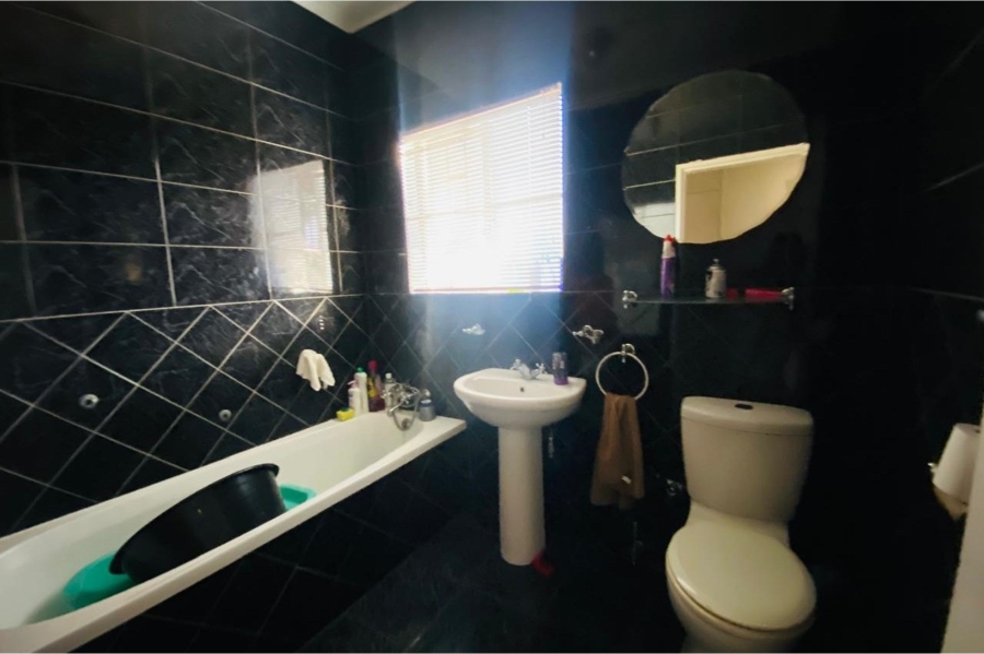 4 Bedroom Property for Sale in Sasolburg Free State